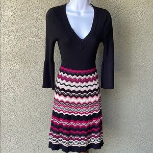 No.089 Nine West Black and Pink Long Sleeve Dress size small